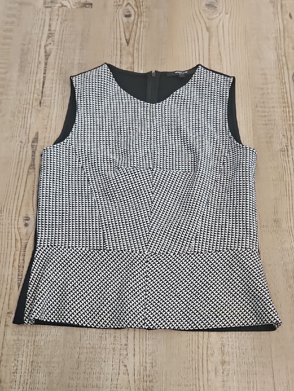 Derek Lam Black & White Textured Geometric Tank